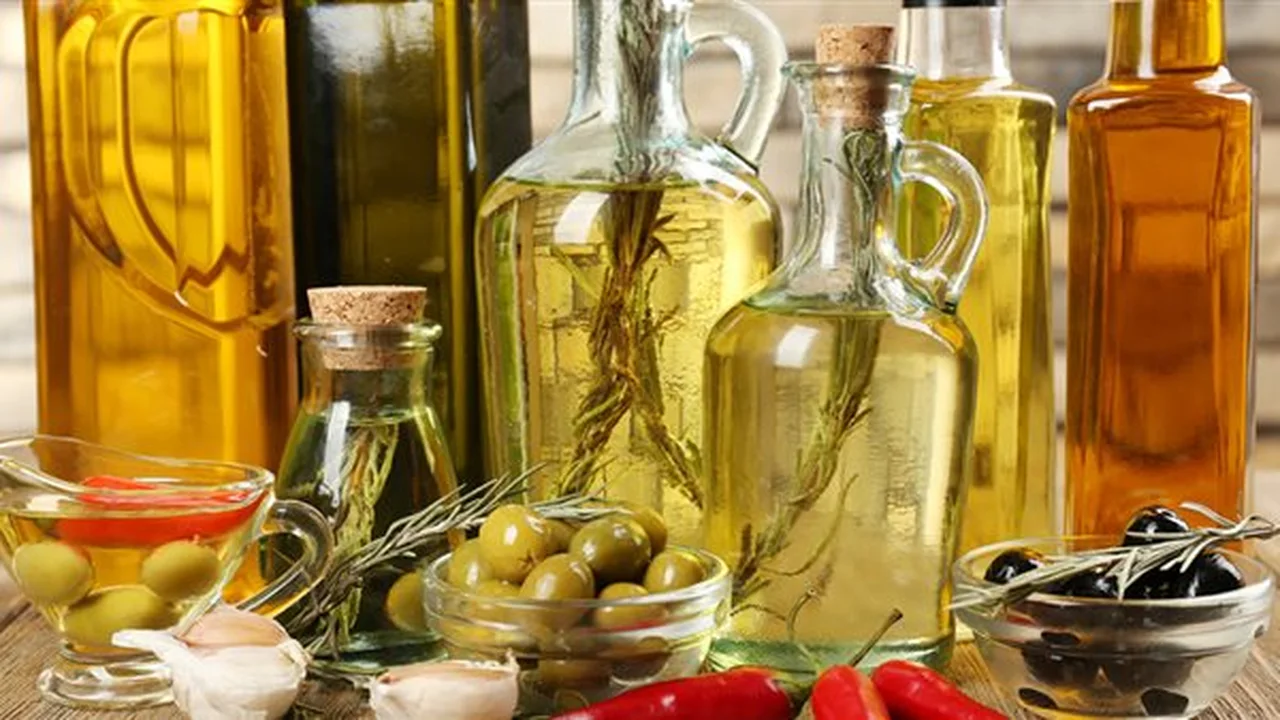 تراجع طن الصويا 1000 جنيه يضغط على أسعار الزيت الخام في الأسواق اليوم